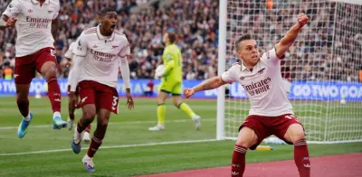 Arsenal vence al West Ham y sigue firme en la cima de la Premier League