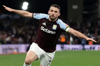 Aston Villa vence al Liverpool y asegura boleto a Champions League