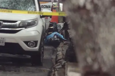 Atacan a balazos a motociclista en la Roma Norte