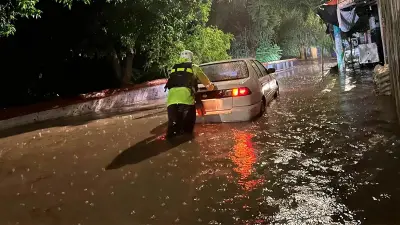 Auto atrapado en inundación: qué hacer y cómo actuar