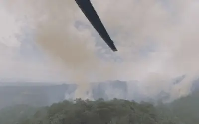 Avanza combate a incendio en Sierra de Quila, Jalisco