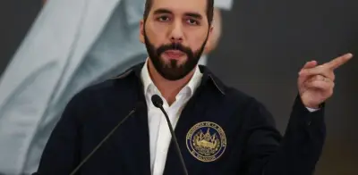 Bukele intensifica presión contra El Faro tras documental sobre pandillas