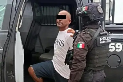 Caen 2 con 65 dosis de cristal en operativo policial