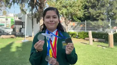 Camila, 13 años, campeona de matemáticas, representará a México en Singapur