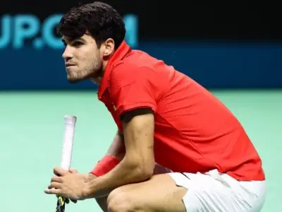 Carlos Alcaraz se pierde Queen's y Wimbledon por lesión en la muñeca