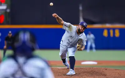 Charros despiertan tarde y Rieleros se quedan con la serie