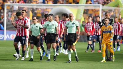 Chivas busca ventaja ante Tigres en ida de Liguilla