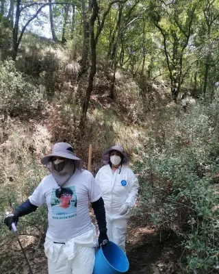 Colectivo Lirios halla restos óseos y cuerpo de hombre en Edomex