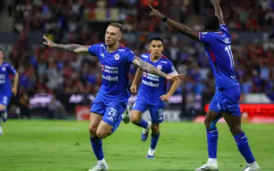 Cruz Azul vence 3-2 al Atlas en cuartos de final de Liga MX