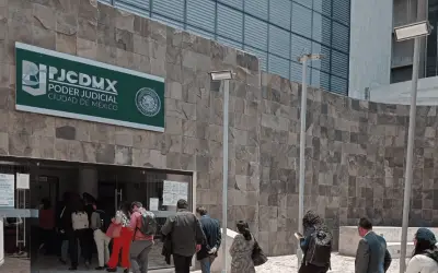 Desalojan Poder Judicial de CDMX por amenaza de explosivo