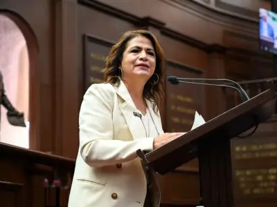 Diputada Fabiola Alanís reconoce al magisterio michoacano en el Día del Maestro