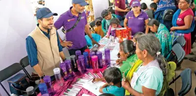 Feria de Servicios en Iguala: llevan ayuda a Alcozacán y Coatzingo