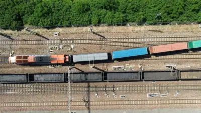 Hallan múltiples cuerpos en vagón de tren de carga en Texas