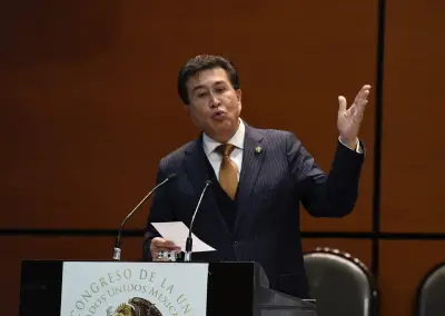 Héctor Yunes deja el PRI tras 45 años por presión en presupuesto