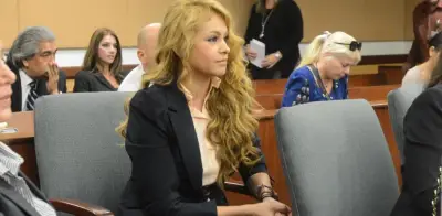 Hijo de Paulina Rubio la acusa de fumar marihuana en audiencia de custodia