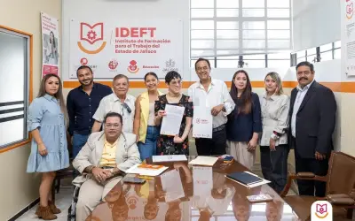 IDEFT y Familia Incluyente firman alianza por inclusión y capacitación