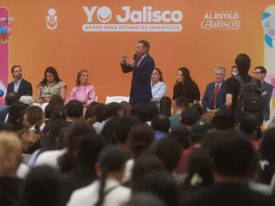 Jalisco entrega apoyos a estancias infantiles para respaldar a padres trabajadores
