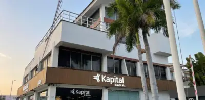 Kapital acelera expansión con crecimiento triple dígito en 2026
