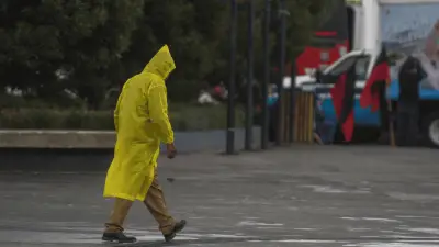 Lluvias fuertes en 27 estados: SMN pronostica tormentas y calor extremo