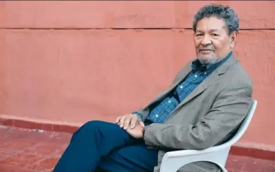 Élmer Mendoza retrata el México que abandona a las mujeres en nueva novela