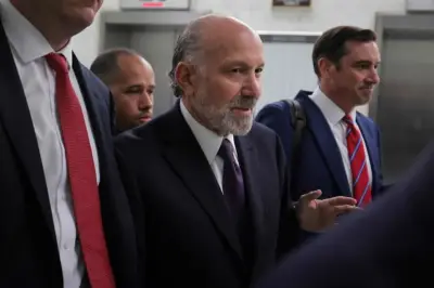 Lutnick afirma no recordar motivo de visita a isla de Epstein