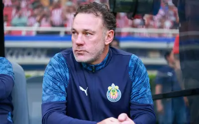 Milito enfrenta el reto de reconfigurar a Chivas en plena Liguilla ante Tigres