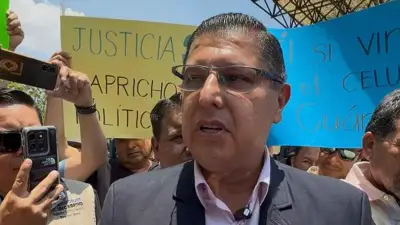 Nacho Campos rechaza vínculos con asesinato de Carlos Manzo tras comparecencia
