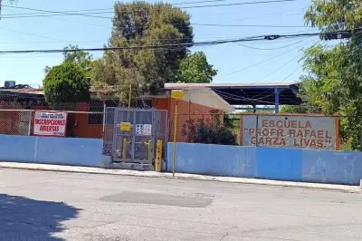 Niño lleva arma de postas a primaria en Monterrey