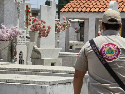 Operativo preventivo en panteones de Tlaquepaque por Día de las Madres