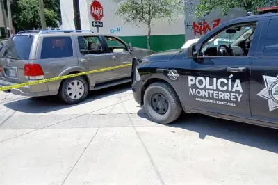 Persecución en Nuevo León: 3 detenidos con armas y droga