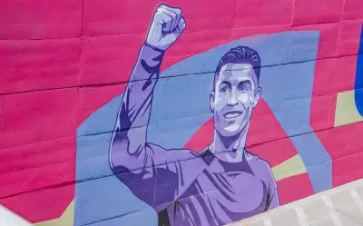 Pintan el mural mundialista más grande de Jalisco en Guadalajara