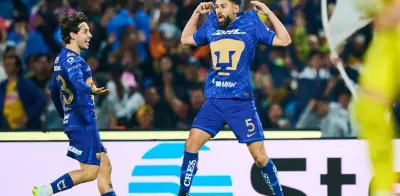Polémica en CU: ¿Debió anularse el primer gol de Pumas ante América?