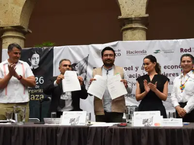 Remesas empoderan a mujeres en México, revela foro en Congreso de Jalisco