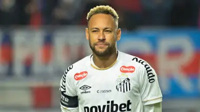 Robinho Jr. denuncia a Neymar por agresión en entrenamiento del Santos FC