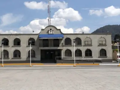 Romina Contreras liquida deuda histórica con CAEM en Huixquilucan