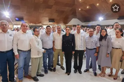 Salgado conmemora el Día de la Santa Cruz en Guerrero