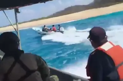 Señalan a marino de disparar contra pescadores en Huatulco
