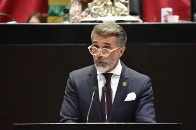 Sergio Mayer renuncia a Morena; alega motivos personales