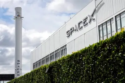 SpaceX elige Nasdaq para su salida a bolsa: reporte