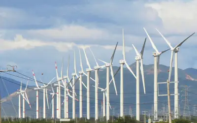STPRM respalda estrategia energética de Sheinbaum y pide reconversión laboral