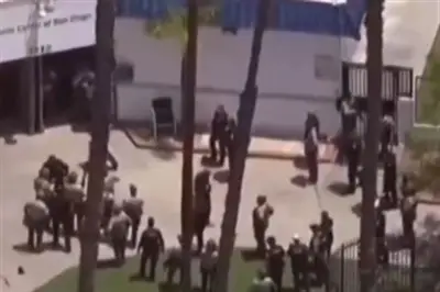 Tiroteo en centro islámico de San Diego deja 5 muertos