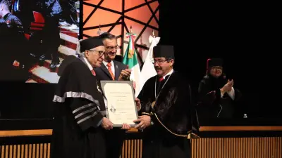 UAT otorga Doctorado Honoris Causa al secretario de Salud David Kershenobich