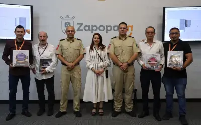 Zapopan entrega manuales de seguridad a 196 edificios públicos