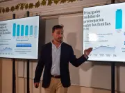 7 de cada 10 alumnos en colegios privados estudian solos y usan IA