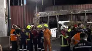 8 muertos en Bangkok al chocar tren con autobús