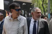 Adán Augusto y Noroña evaden tema de ausencia de Inzunza en Senado