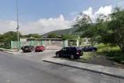 Adolescente grave tras golpiza con talache en NL