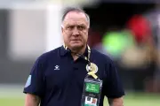 Advocaat regresa al banquillo de Curazao tras renuncia