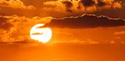 Alerta por calor extremo: cómo prevenir golpes térmicos y deshidratación