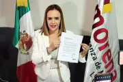 Aprueban licencia a Clara; va otra vez por candidatura